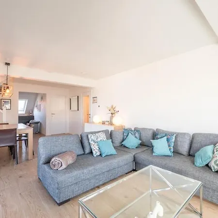 Apartment Duplex With Sea View Between Casino & La Reserve