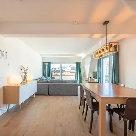 Duplex With Sea View Between Casino&la Réserve *